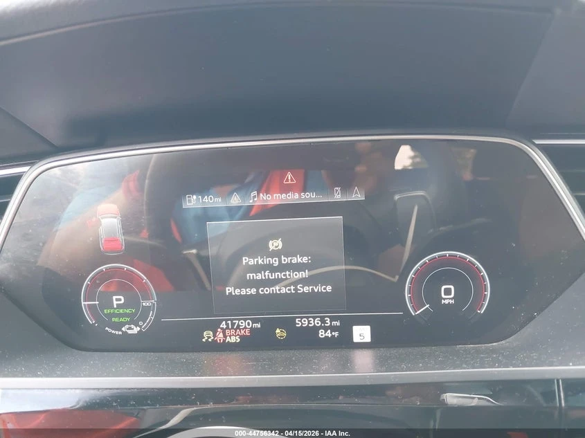 Audi E-Tron Premium Plus Quattro, снимка 7 - Автомобили и джипове - 54377583
