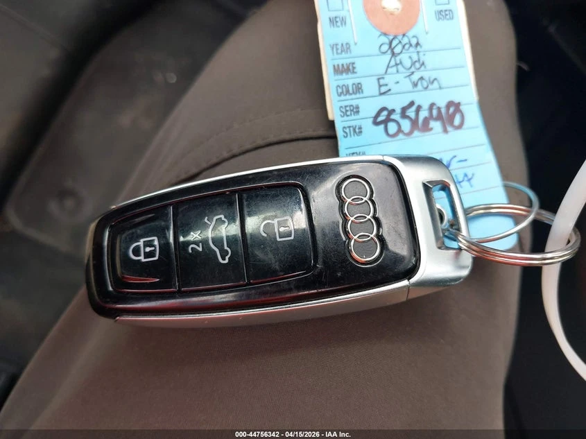 Audi E-Tron Premium Plus Quattro, снимка 11 - Автомобили и джипове - 54377583