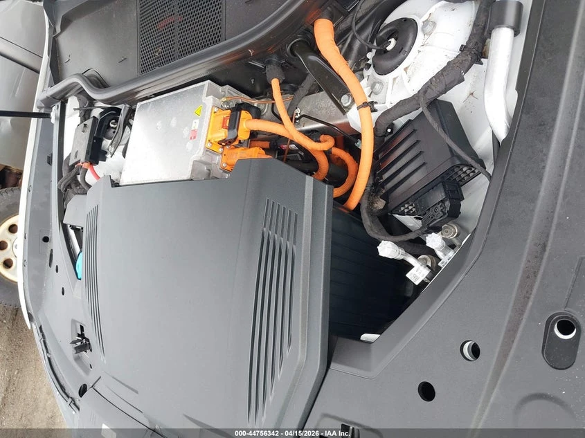 Audi E-Tron Premium Plus Quattro, снимка 10 - Автомобили и джипове - 54377583