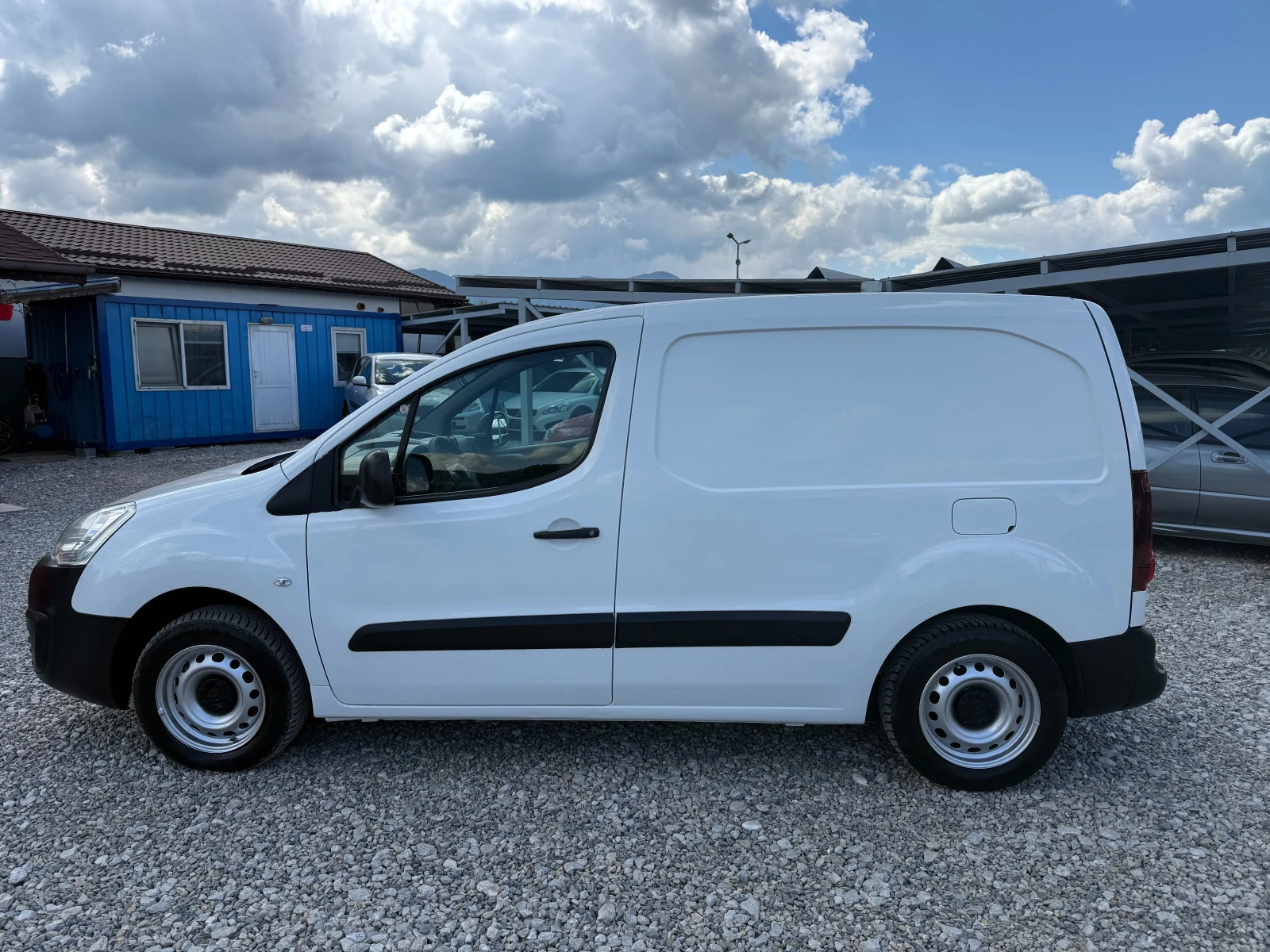 Citroen Berlingo 1.6HDI EURO 6 ! ! РЕАЛНИ КИЛОМЕТРИ ! ! КЛИМАТИК, снимка 6 - Автомобили и джипове - 54426918