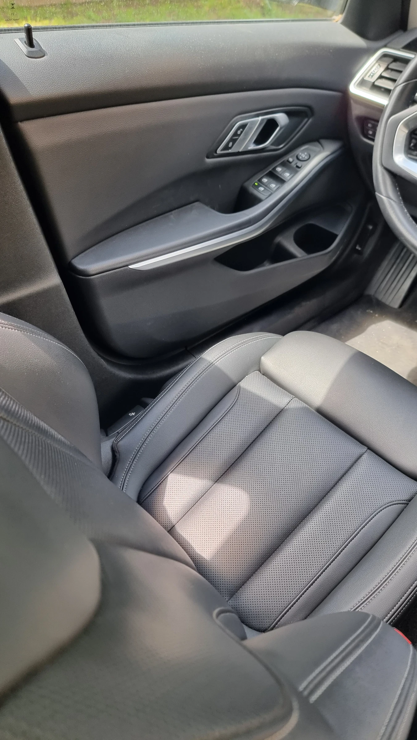 BMW 320 xDrive * 58000 �� * Virtual * DavitGrau Individual | Mobile.bg � ����������� 10
