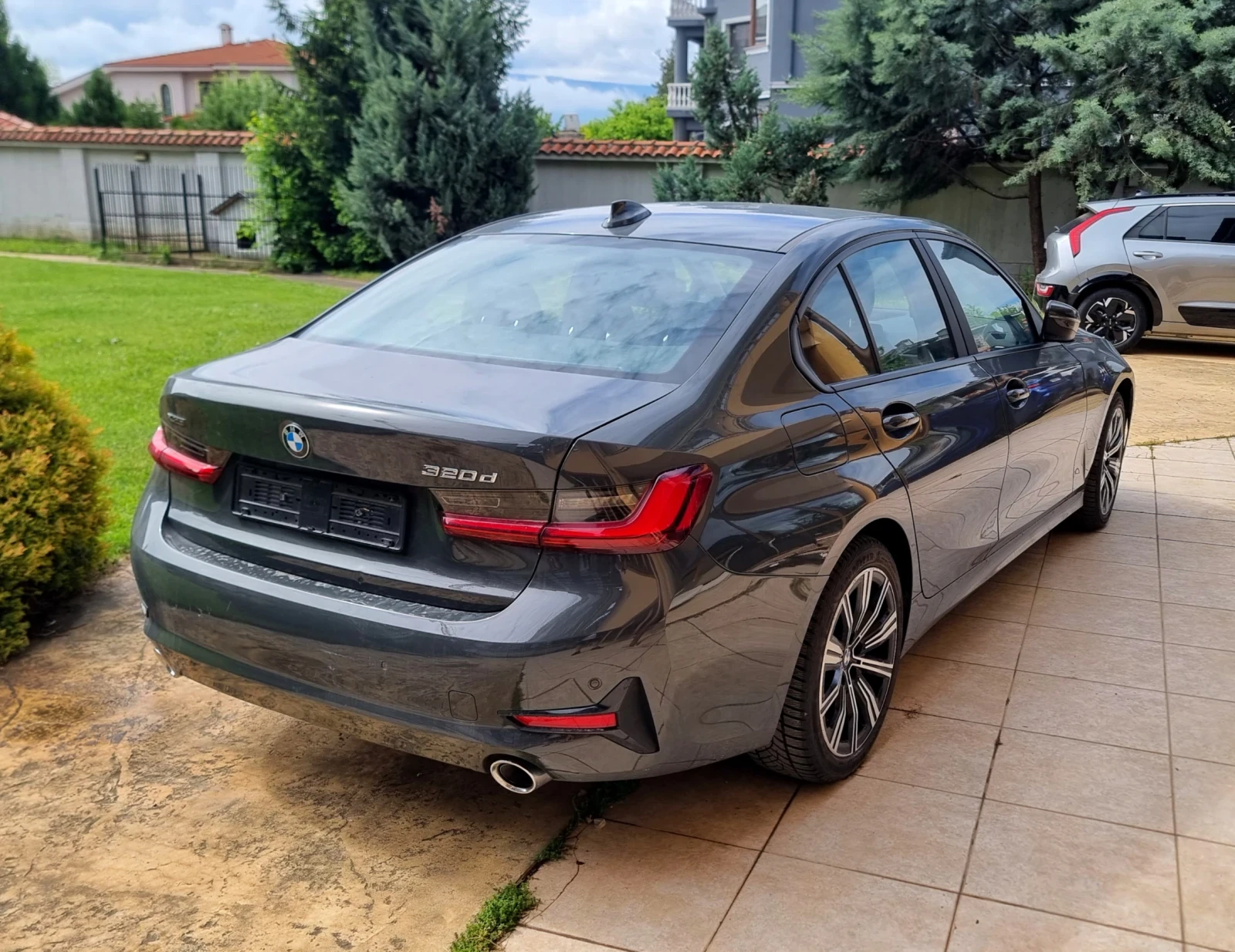 BMW 320 xDrive * 58000 �� * Virtual * DavitGrau Individual | Mobile.bg � ����������� 2