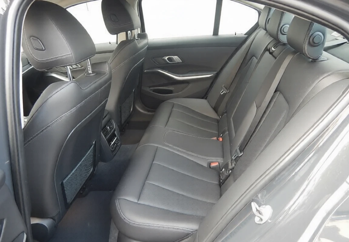 BMW 320 xDrive * 58000 км * Virtual * DavitGrau Individual, снимка 9 - Автомобили и джипове - 54445405