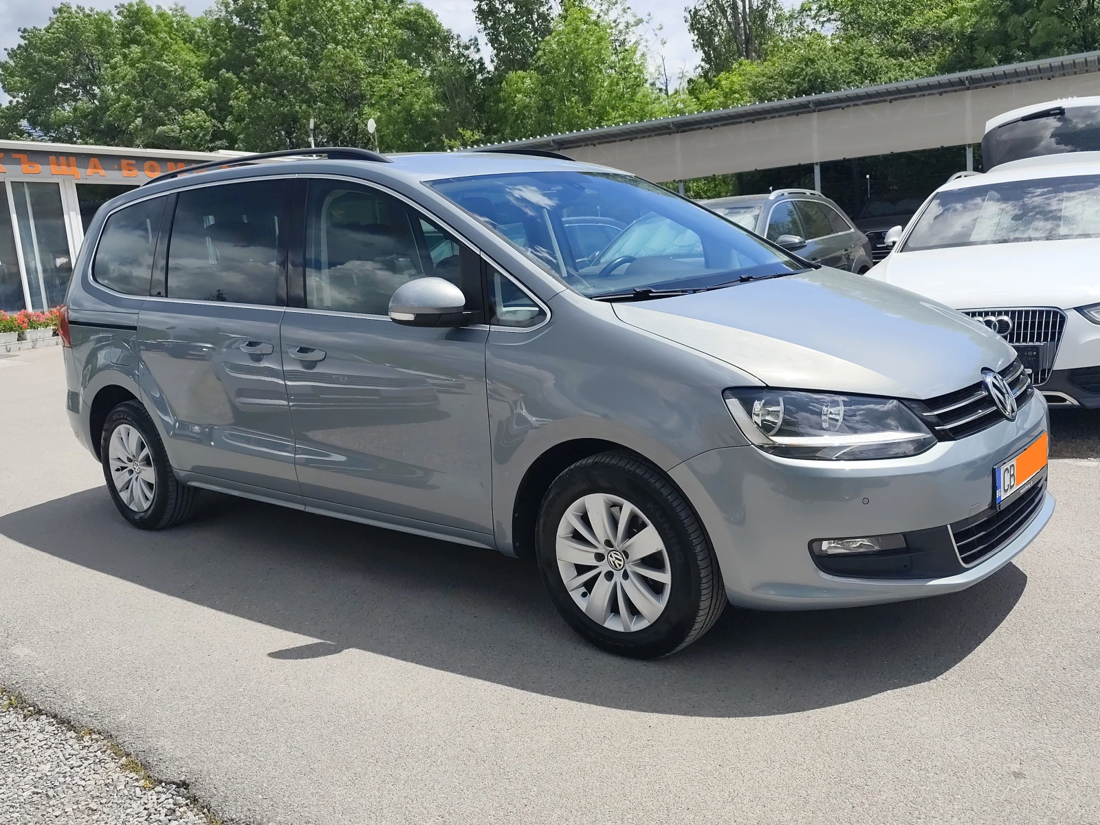 VW Sharan 2.0TDi* EURO5B* 7 MECTA* АВТОМАТИК* NAVI* , снимка 3 - Автомобили и джипове - 54519684