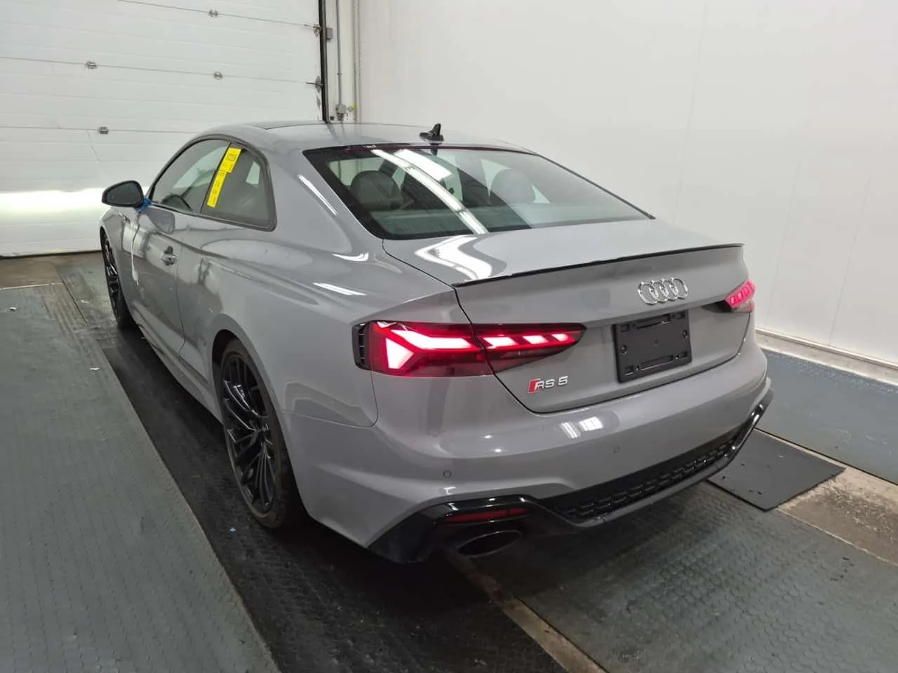 Audi Rs5 /360/DIS/HUD/LASER/B&O/МАСАЖИ , снимка 4 - Автомобили и джипове - 54620362