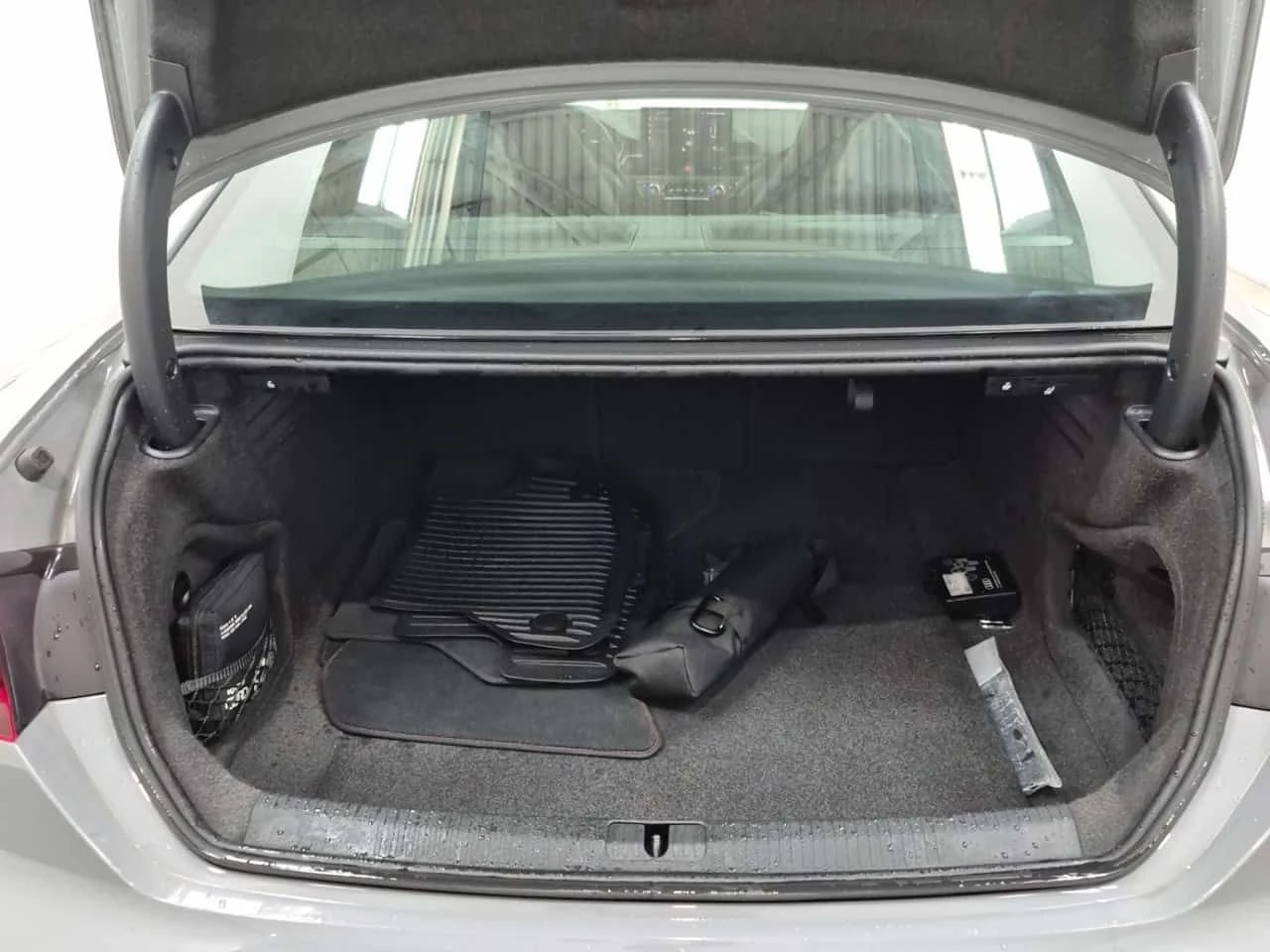 Audi Rs5 /360/DIS/HUD/LASER/B&O/МАСАЖИ , снимка 14 - Автомобили и джипове - 54620362