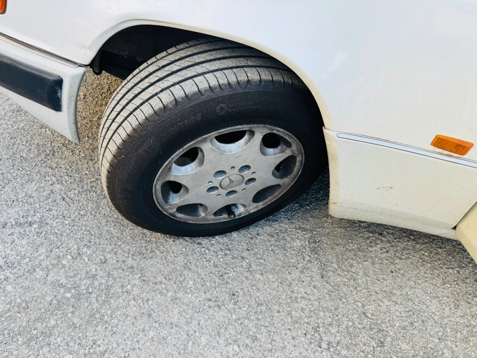 Mercedes-Benz 124 200 , снимка 5 - Автомобили и джипове - 55770534