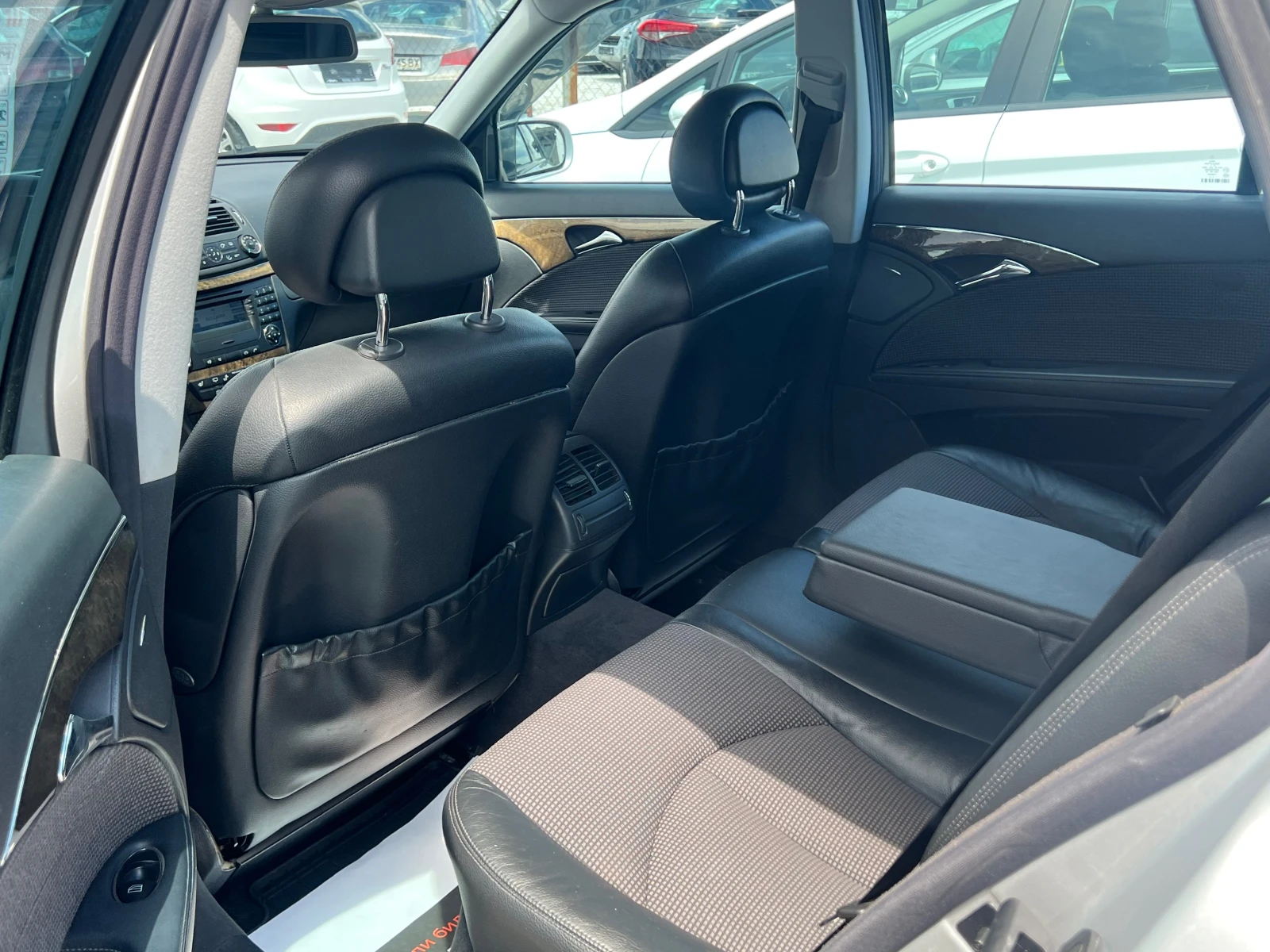 Mercedes-Benz E 320 ЛИЗИНГ-АВТОМАТ-АВАНГАРД, снимка 8 - Автомобили и джипове - 55152919