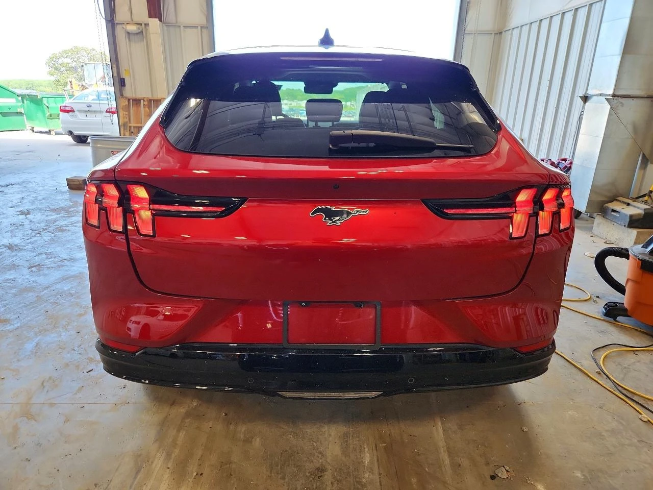 Ford Mustang Mach-E PREMIUM* ALL* WHEEL* DRIVE* КАМЕРА* КОЖА* ПОДГРЕВ*, снимка 6 - Автомобили и джипове - 55464210