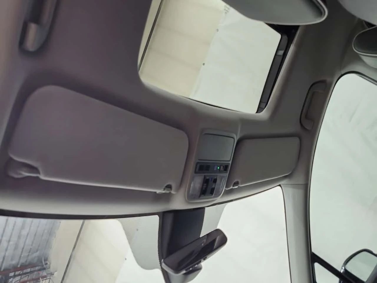 Honda Odyssey * TOURING * CARFAX * , снимка 14 - Автомобили и джипове - 55502266