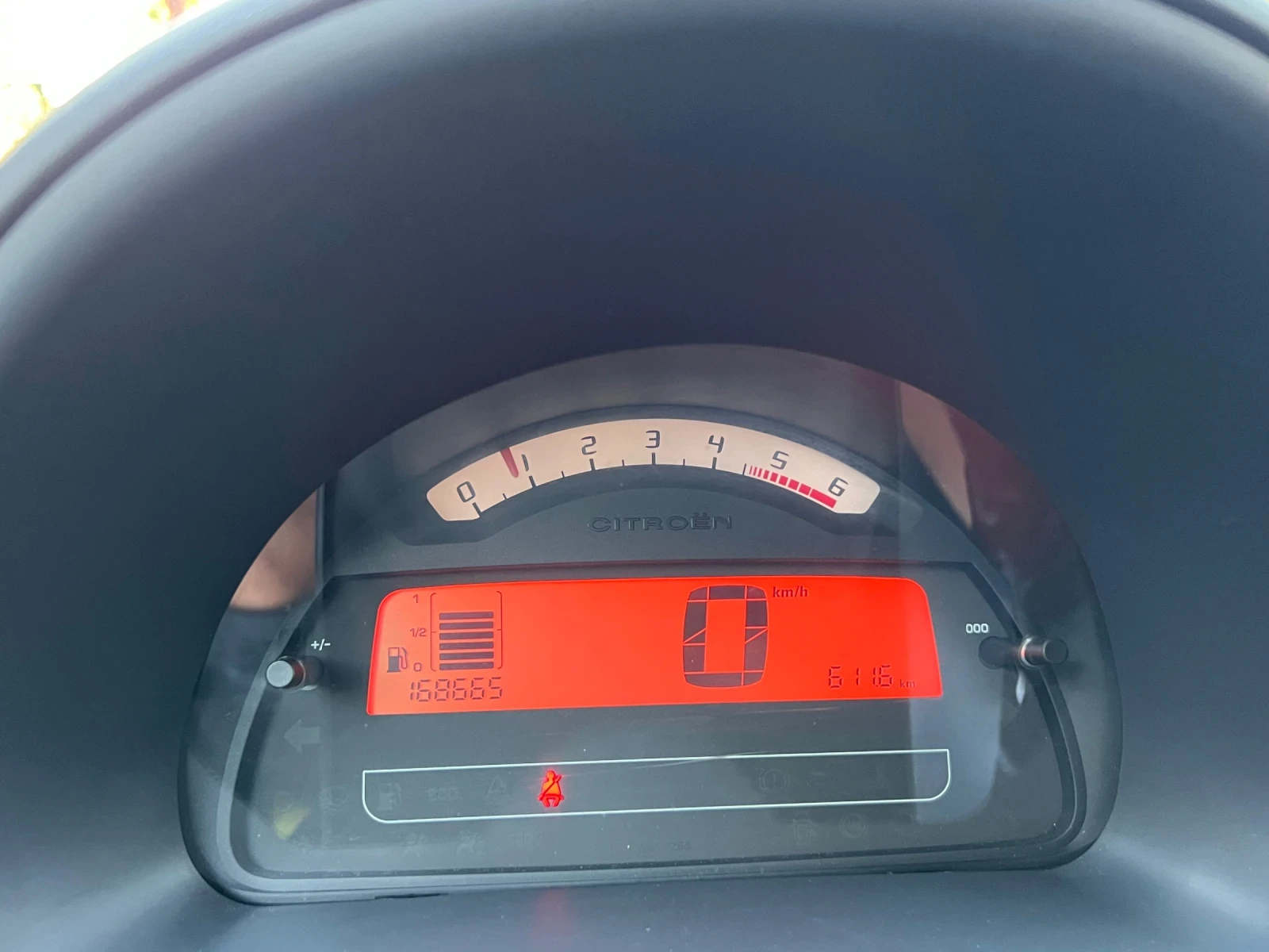 Citroen C2, снимка 14 - Автомобили и джипове - 55618756
