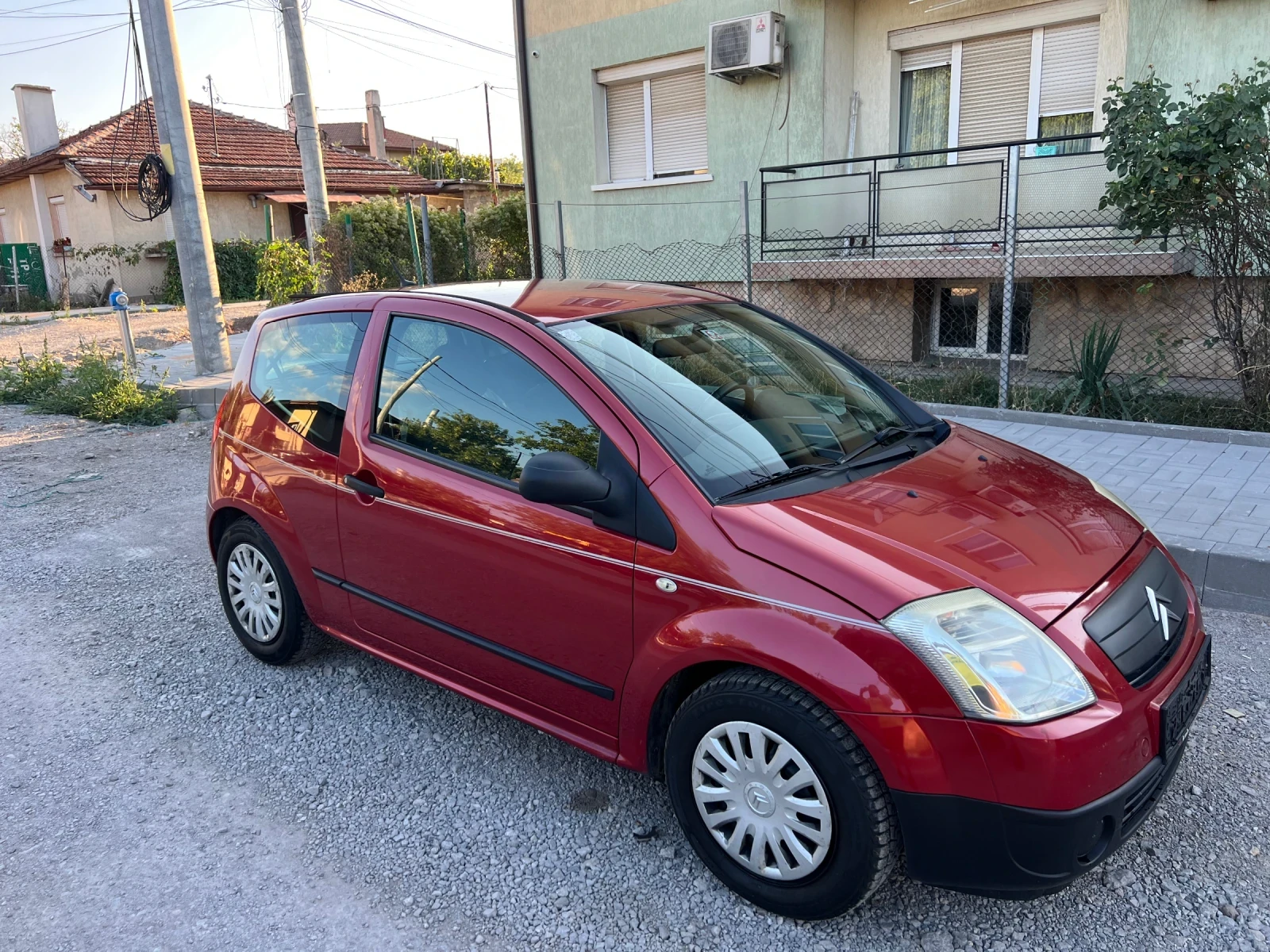 Citroen C2, снимка 2 - Автомобили и джипове - 55618756