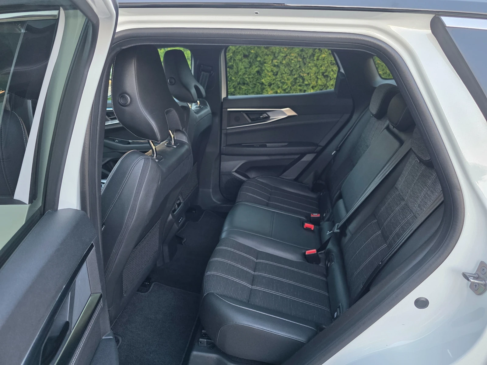 Renault Austral 1.2 MILD HYBRID , снимка 9 - Автомобили и джипове - 55992908