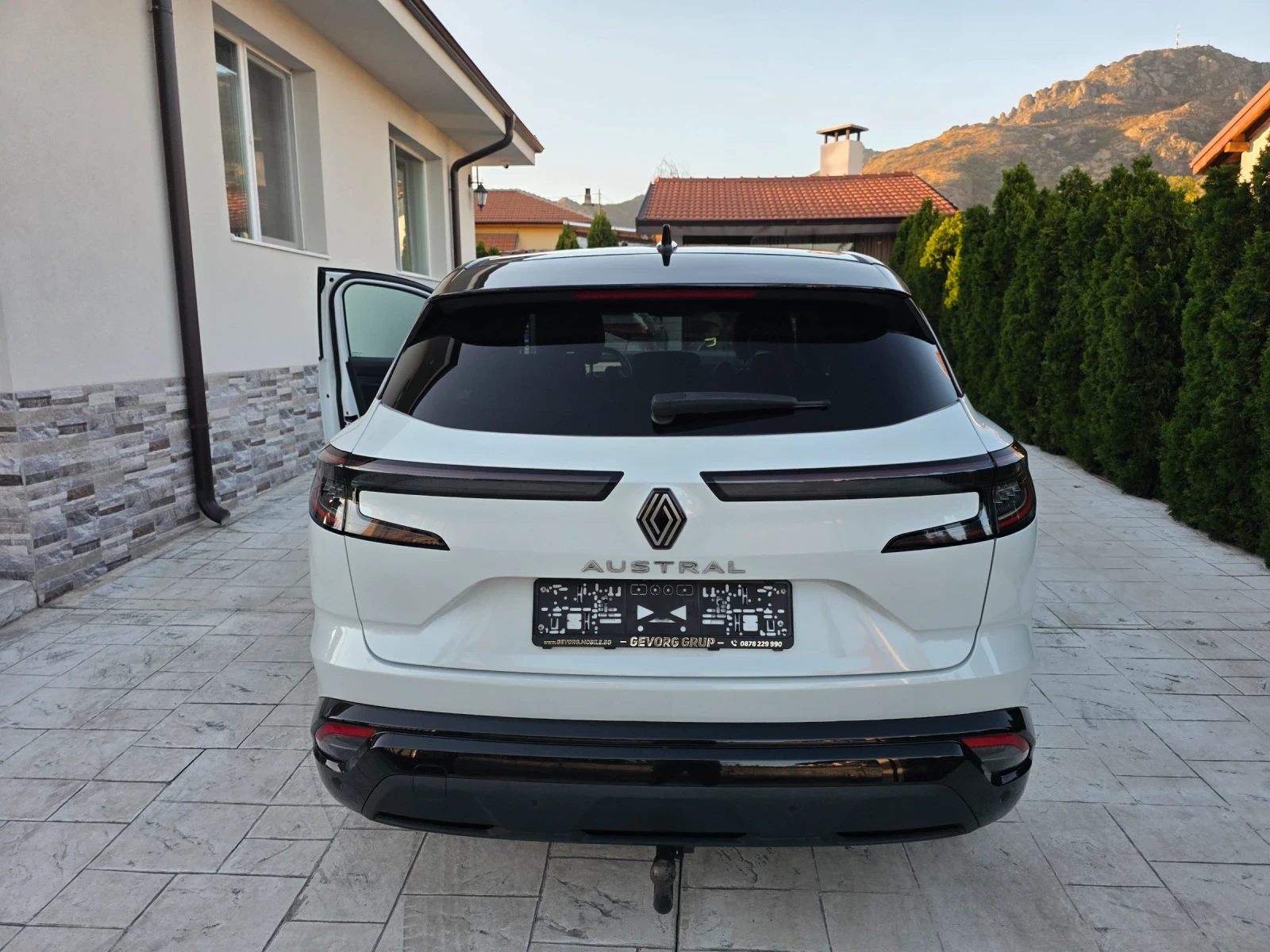 Renault Austral 1.2 MILD HYBRID , снимка 6 - Автомобили и джипове - 55992908