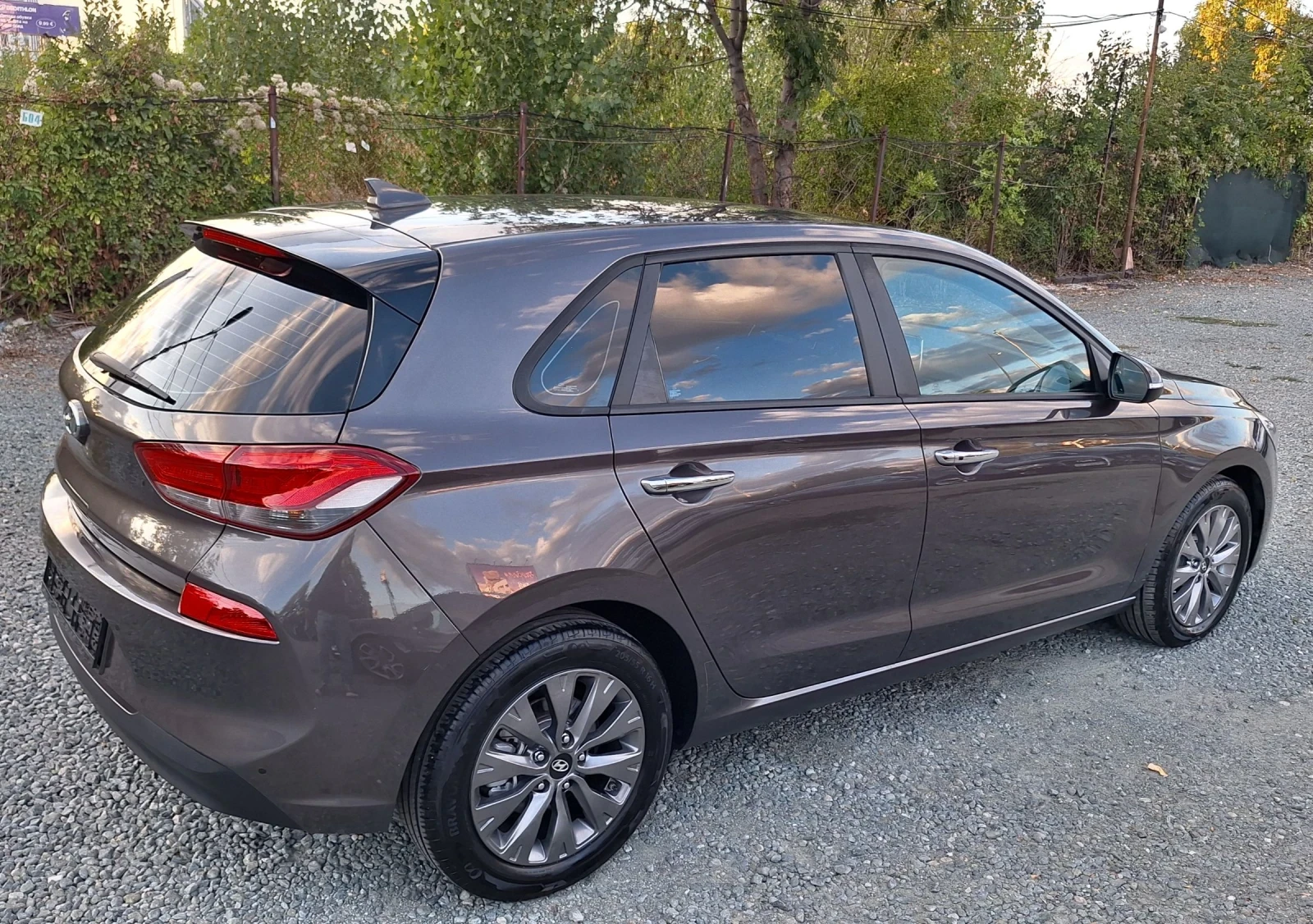 Hyundai I30 1.6 Нави.камера.подгрев, снимка 4 - Автомобили и джипове - 56088211