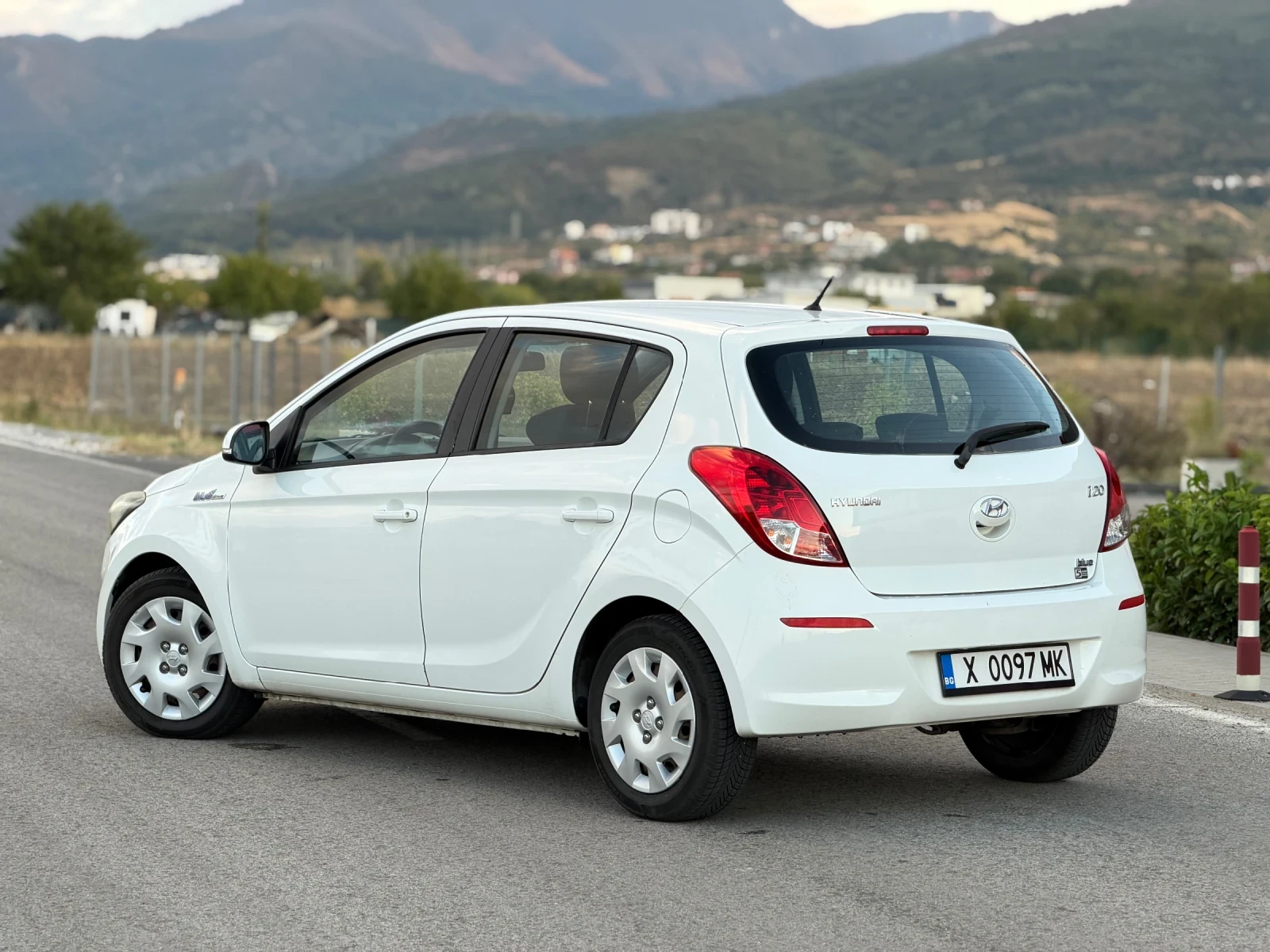 Hyundai I20, снимка 7 - Автомобили и джипове - 56298734