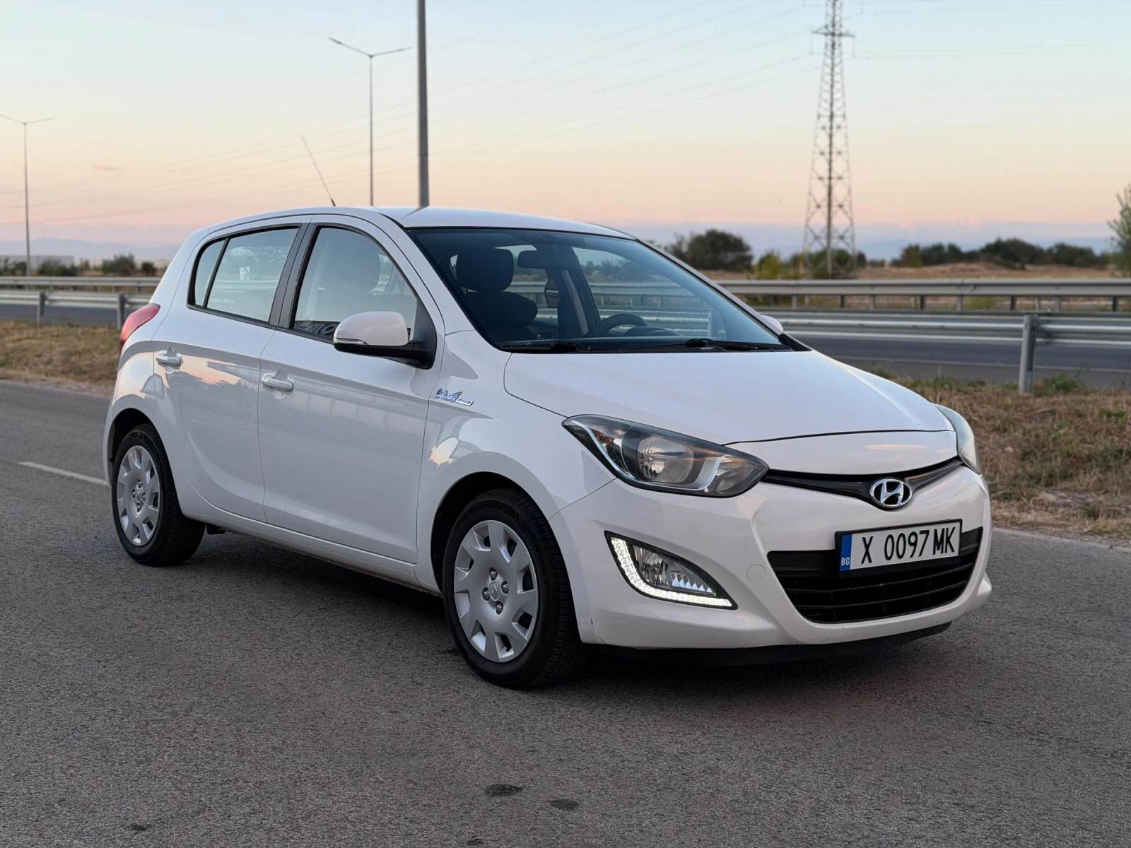 Hyundai I20, снимка 8 - Автомобили и джипове - 56298734