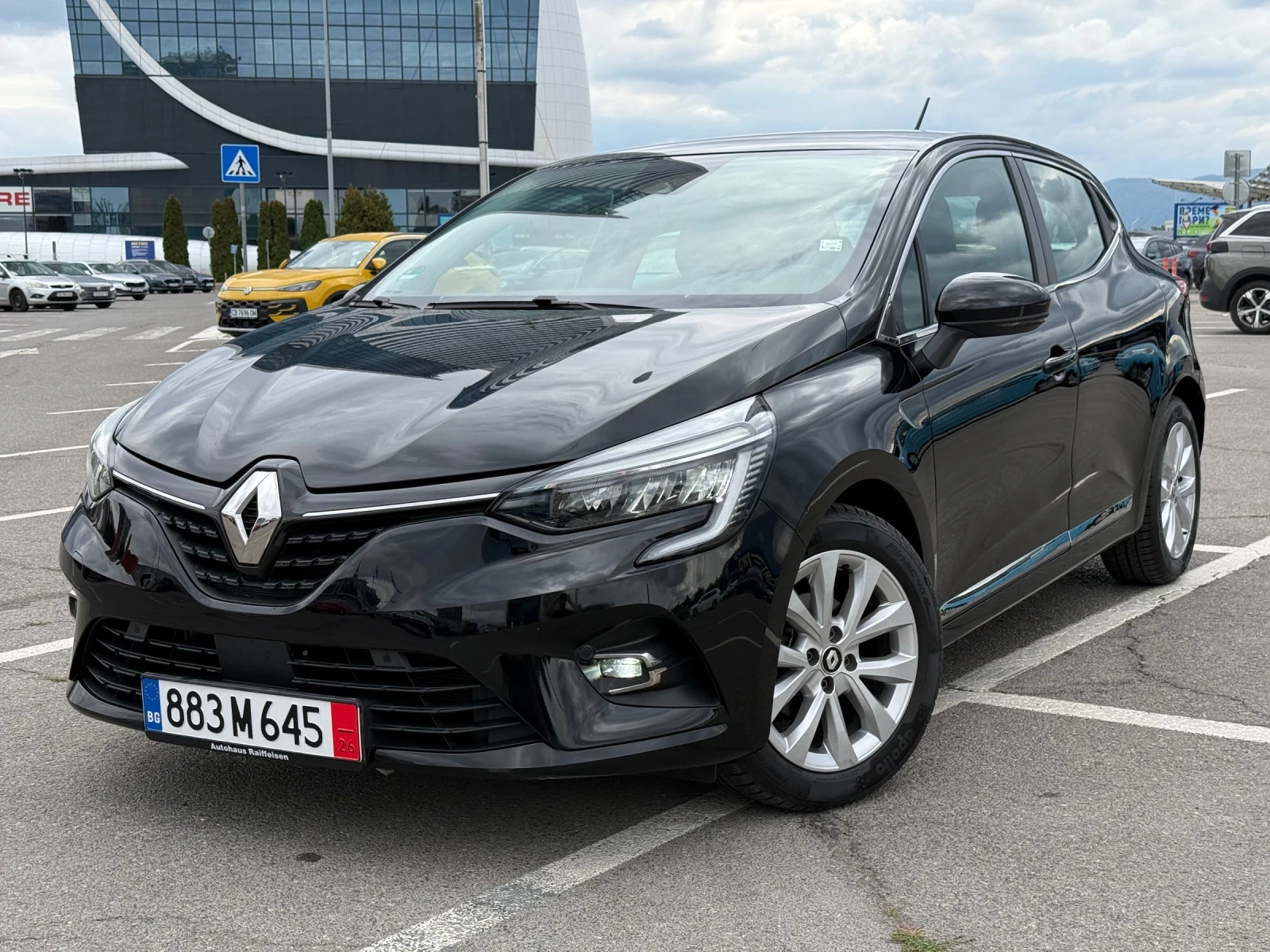Renault Clio Intens* Carplay* Keyless* 73000kм* 1.0Tce* ВИДЕО