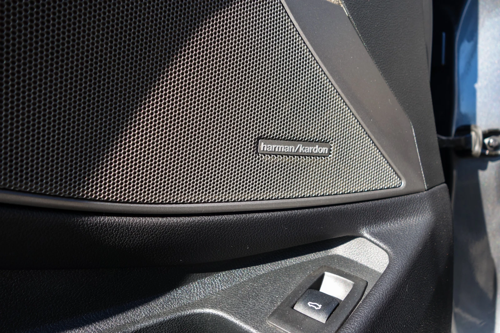 BMW 330 / xDrive / M PACK / SHADOW LINE / HARMAN KARDON  | Mobile.bg � ����������� 8