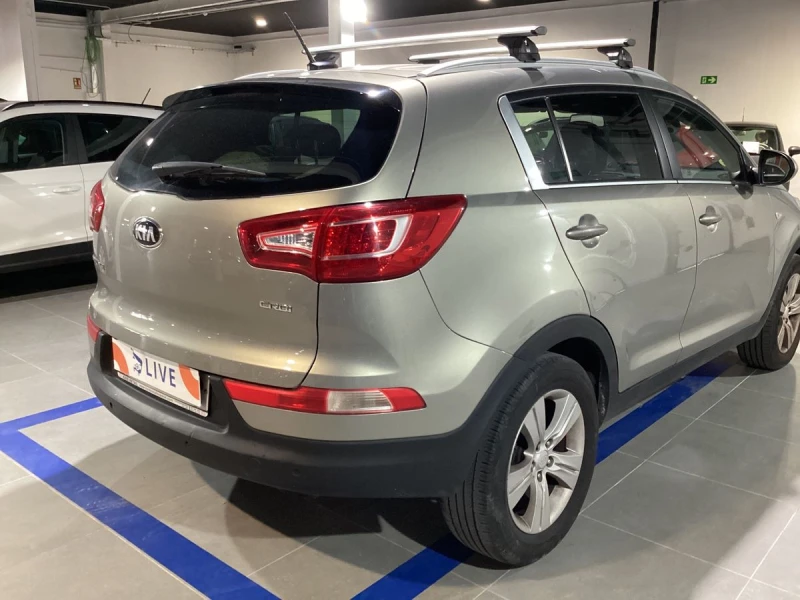 Kia Sportage 1.7 CRDi , снимка 6 - Автомобили и джипове - 48413723