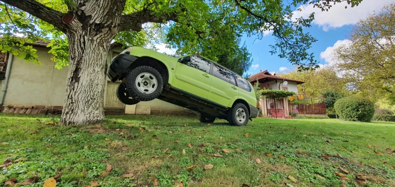 Suzuki Grand vitara 2.7 173HP, снимка 14 - Автомобили и джипове - 48420799