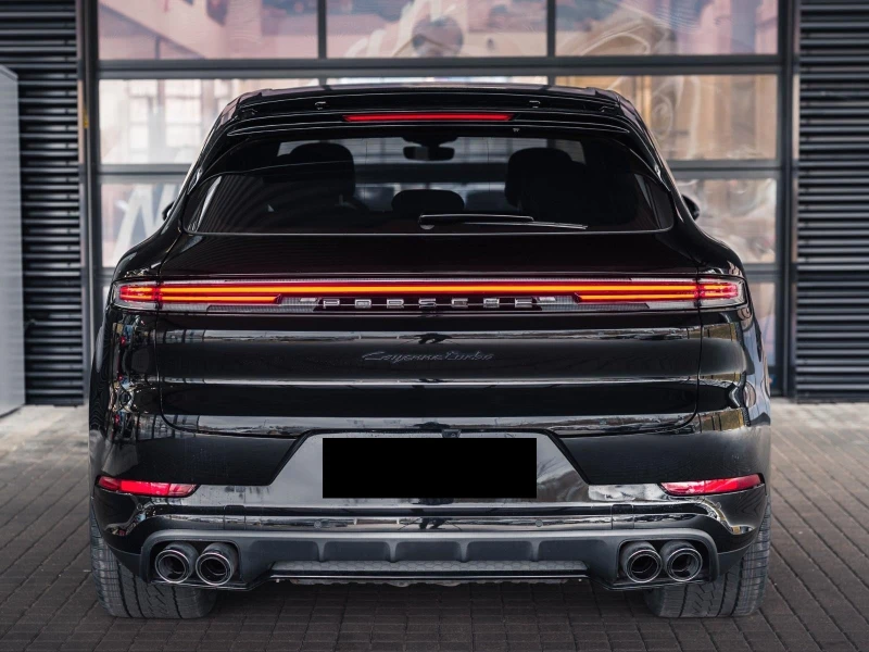 Porsche Cayenne TURBO E-HYBRID/FACELIFT/SPORT CHRONO/BURM/PANO/360, снимка 5 - Автомобили и джипове - 51595685