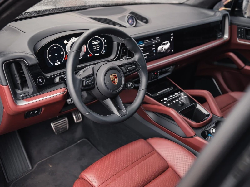 Porsche Cayenne TURBO E-HYBRID/FACELIFT/SPORT CHRONO/BURM/PANO/360, снимка 10 - Автомобили и джипове - 51595685