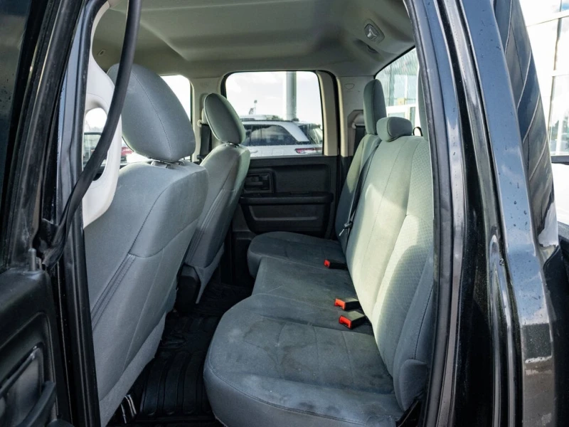 Dodge RAM 1500 * Express | SOLD AS TRADED | * CARFAX * ЦЕНА ДО БГ, снимка 14 - Автомобили и джипове - 52976785