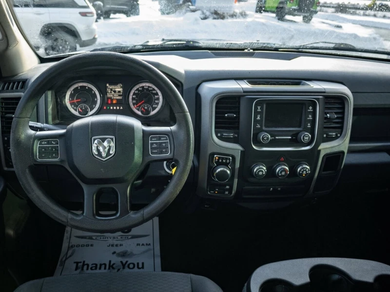 Dodge RAM 1500 * Express | SOLD AS TRADED | * CARFAX * ЦЕНА ДО БГ, снимка 10 - Автомобили и джипове - 52976785