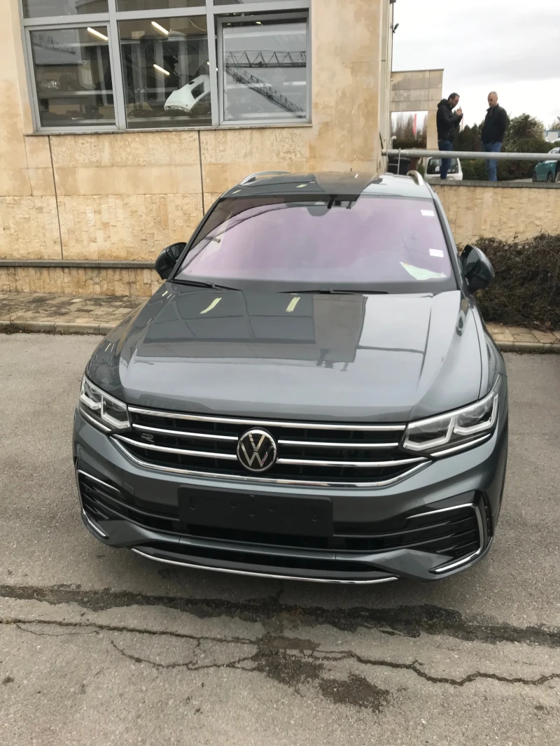 VW Tiguan Allspace R-line 4 motion , снимка 3 - Автомобили и джипове - 53305017