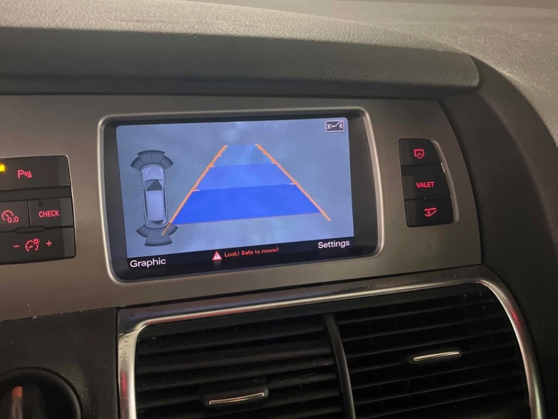 Audi Q7 3.0L TDI QUATTRO * ПОДГРЕВ НА ВОЛАНА* ПАНОРАМА* , снимка 12 - Автомобили и джипове - 53407438