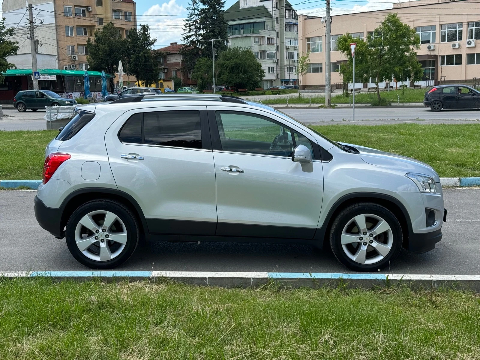 Chevrolet Trax 1.4T 4x4 * * * 105000км.* * * Сервизна история* *  - изображение 4