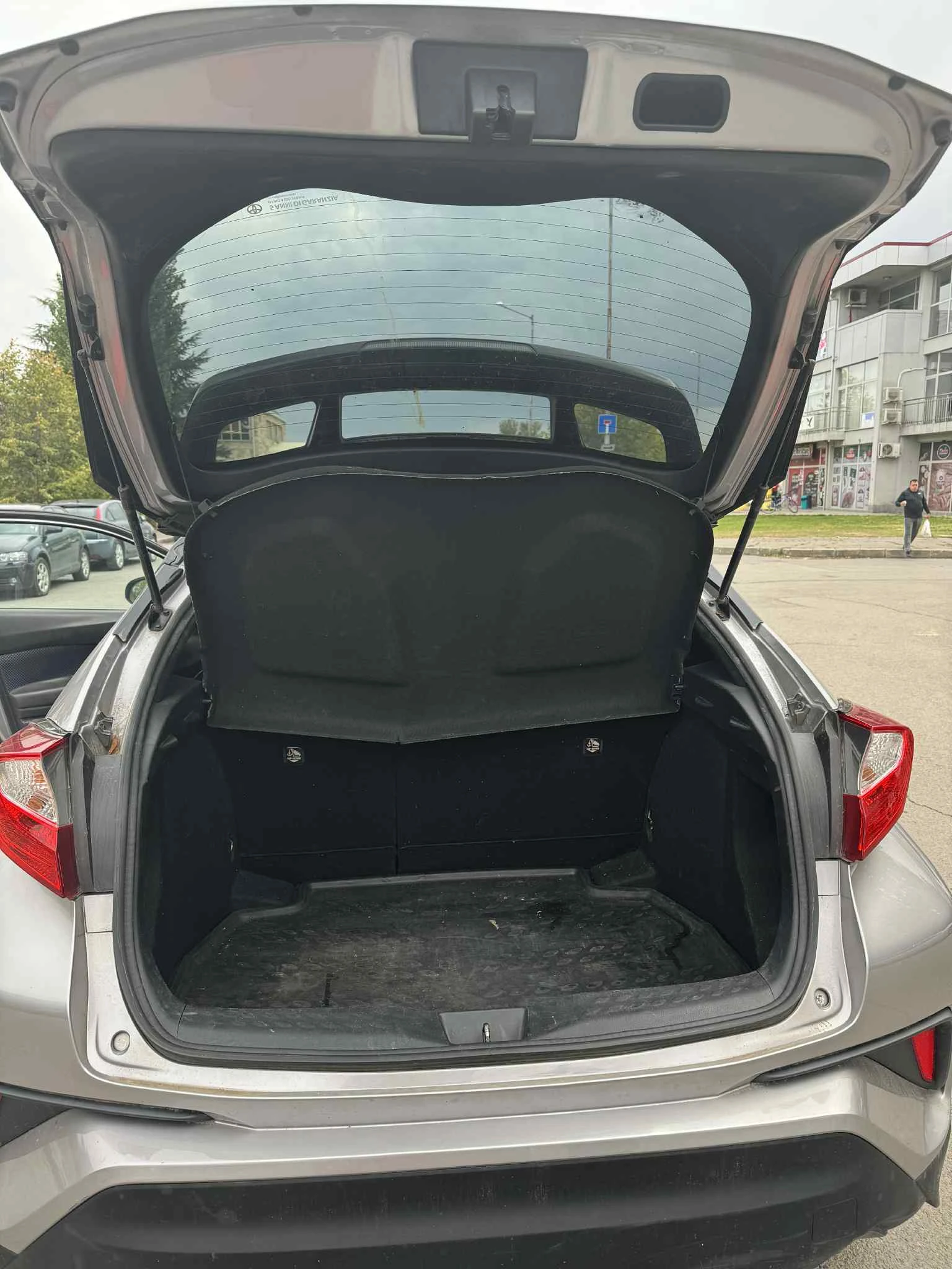 Toyota C-HR 1.8 hibrid | Mobile.bg � ����������� 3