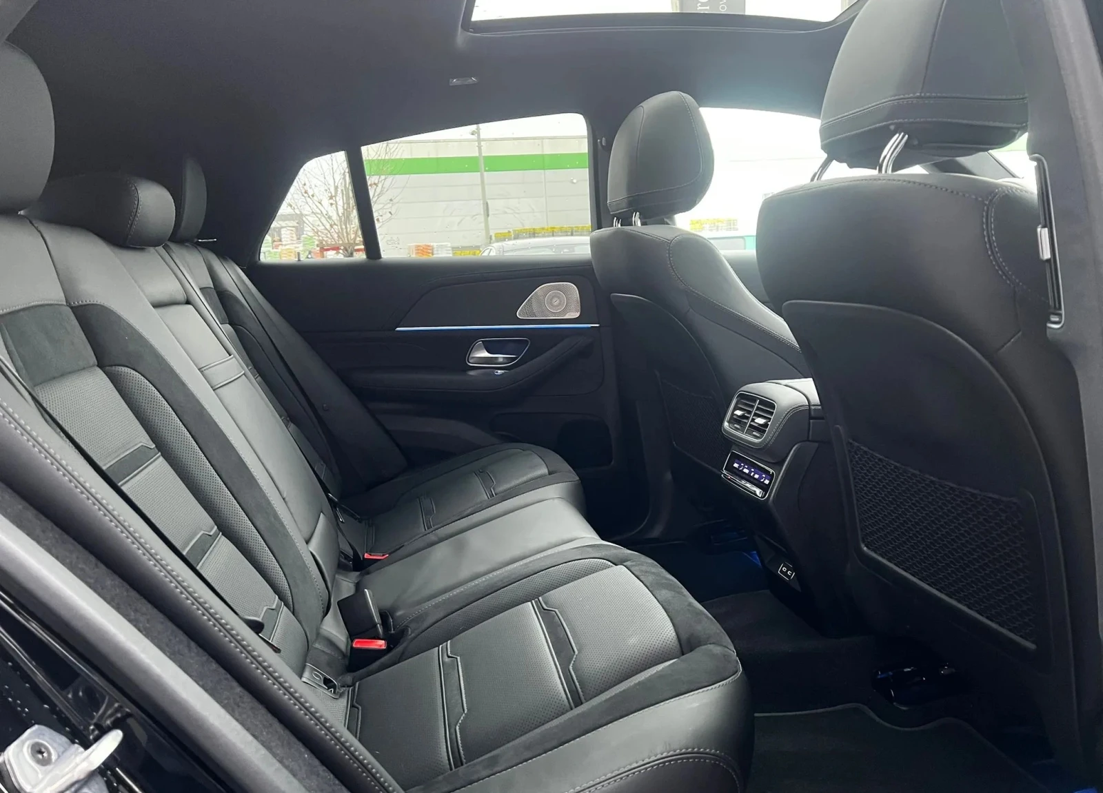 Mercedes-Benz GLE 53 4MATIC AMG  - изображение 7