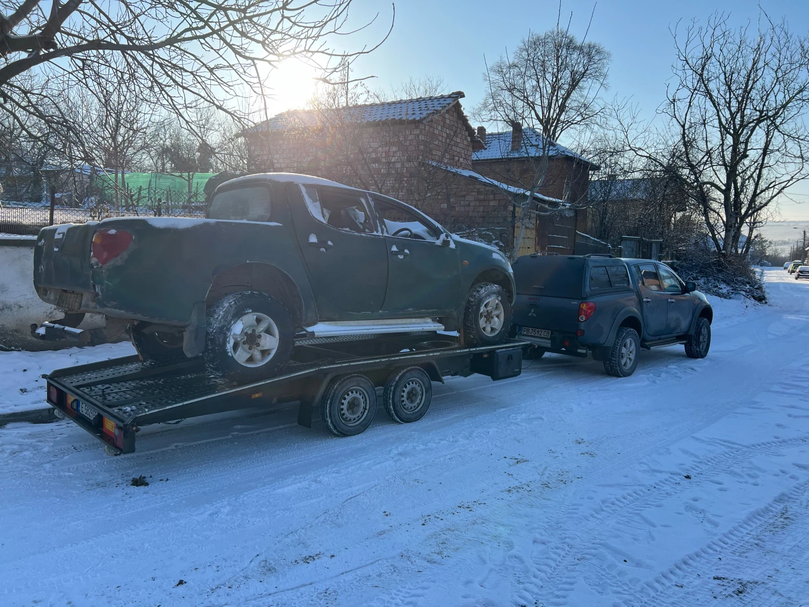 Mitsubishi L200, снимка 4 - Автомобили и джипове - 53906308