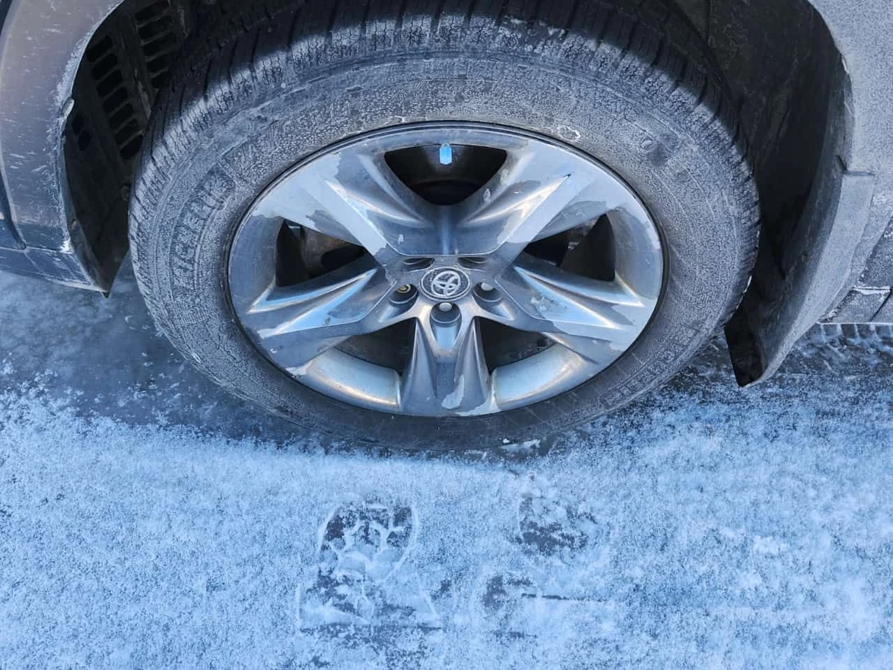 Toyota Highlander LIMITED /CARFAX/Пано/Подгрев/Обдух/7 места/, снимка 16 - Автомобили и джипове - 54038830