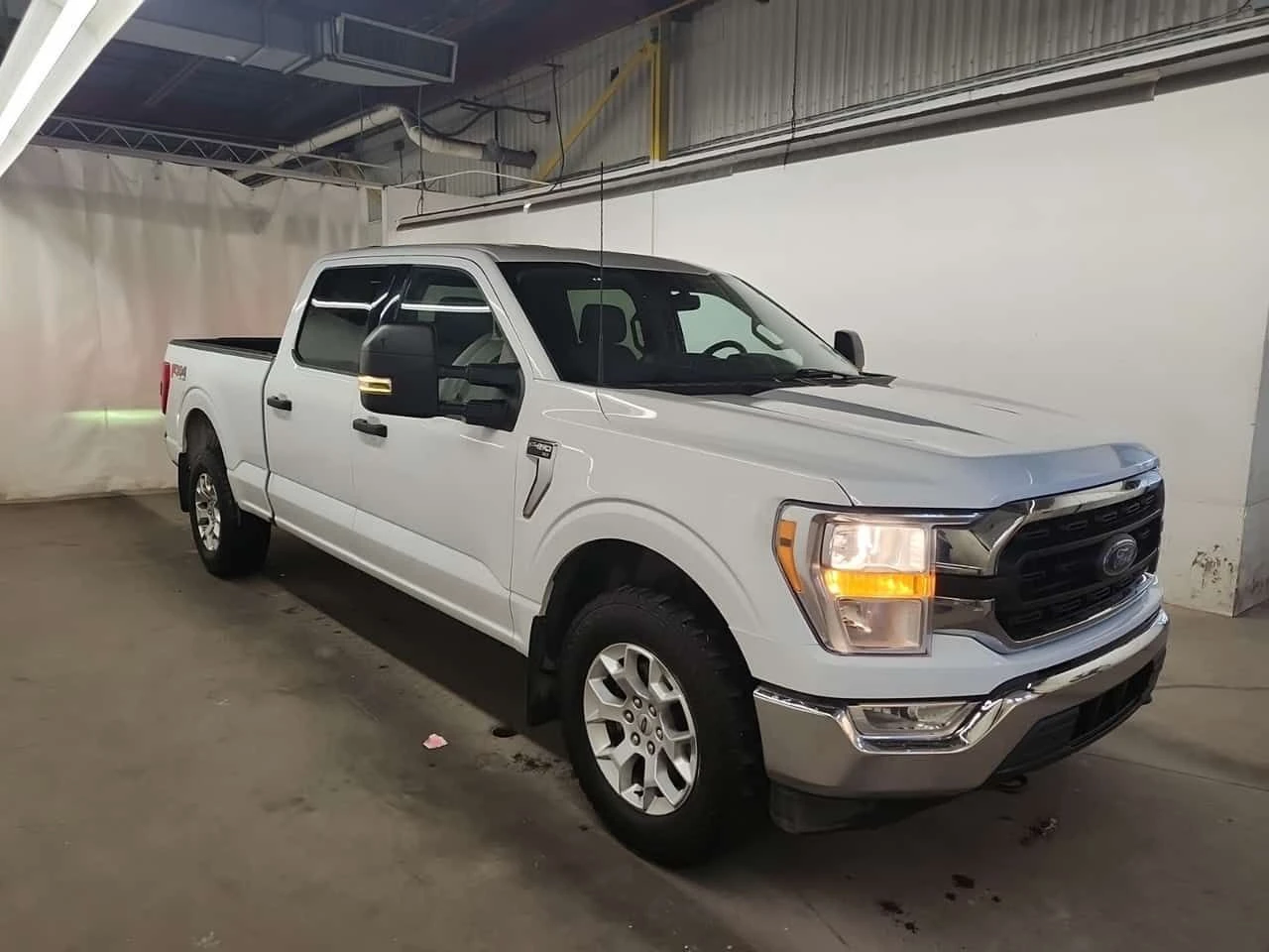 Ford F150 * XLT CREW CAB SHORT BED * CARFAX * БЕЗ ПЪРВОНАЧАЛ