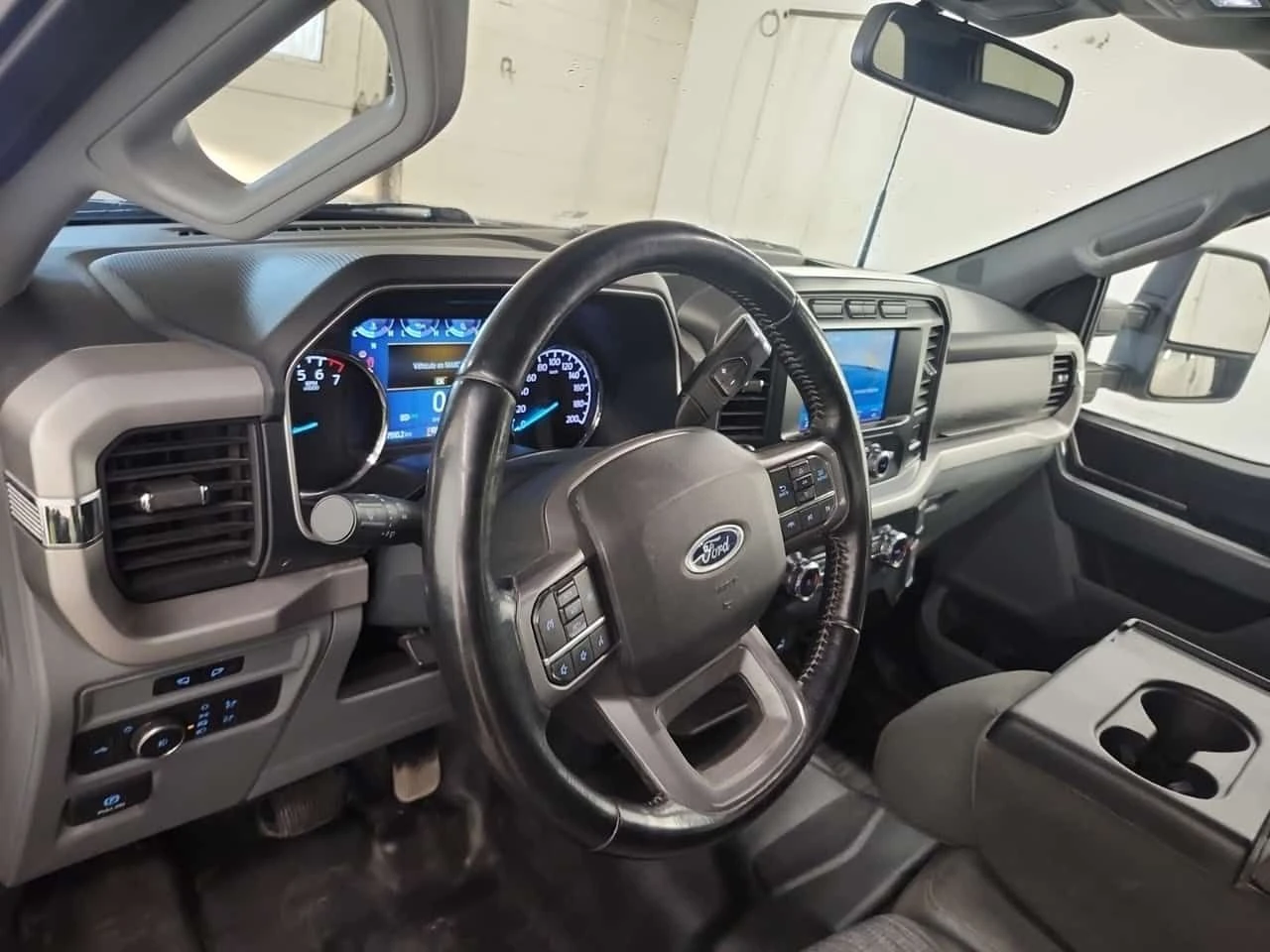 Ford F150 XLT| МЪРТВА ТОЧКА| 2 КЛЮЧА| CARFAX| , снимка 10 - Автомобили и джипове - 54854007