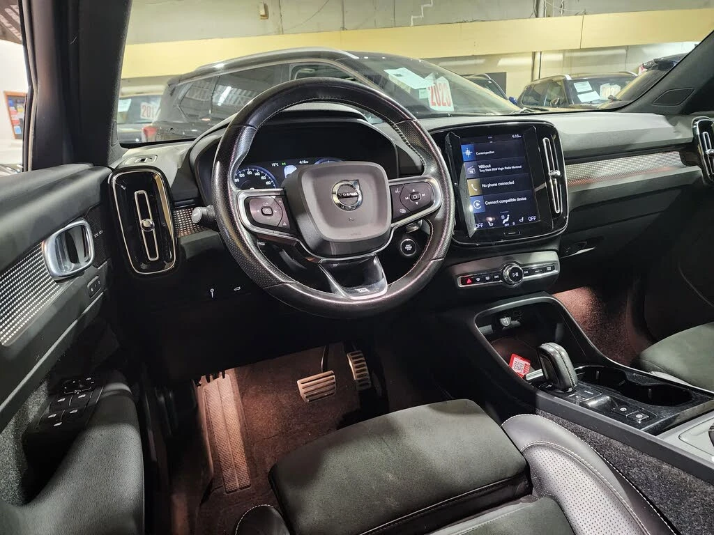 Volvo XC40 T5 R-Design AWD * 360 * ПОДГРЕВ * HARMAN KARDON * , снимка 11 - Автомобили и джипове - 54881237