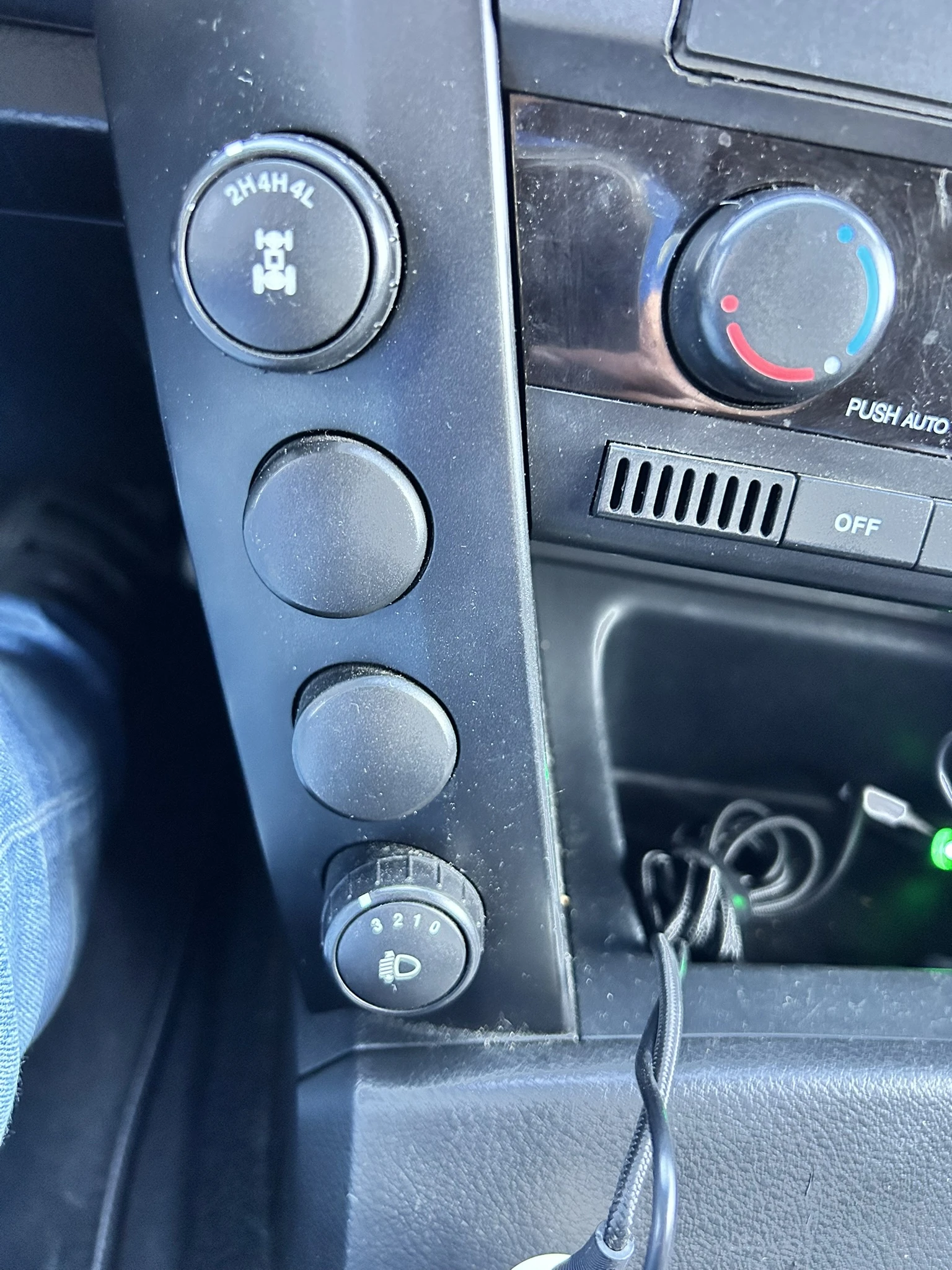 SsangYong Actyon 2.0XDI* 4x4L* TOP | Mobile.bg � ����������� 16