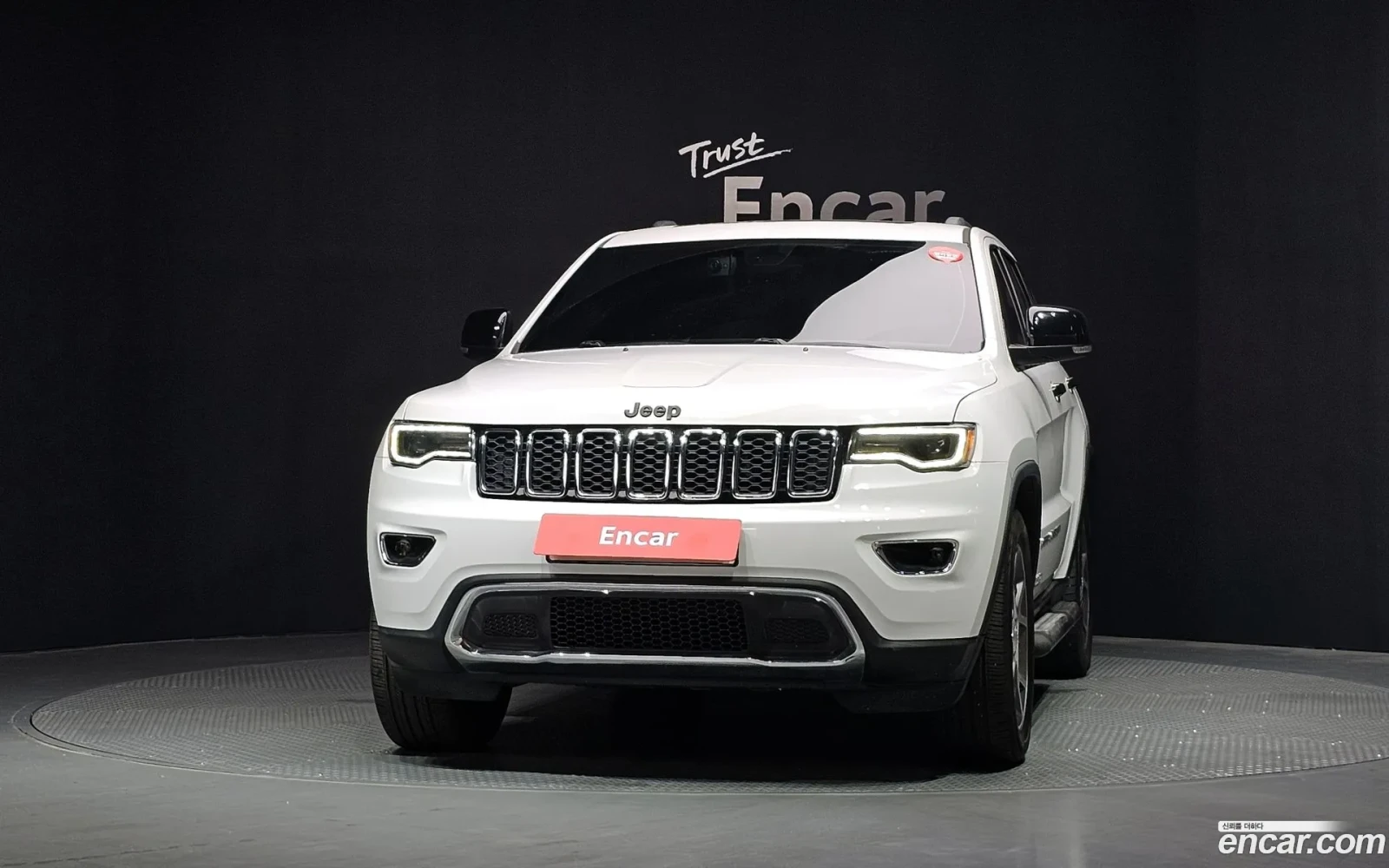 Jeep Grand cherokee 3.6 LIMITED 8ZF 4X4 ПАНОРАМА CARPLAY ОБДУХВАНЕ, снимка 6 - Автомобили и джипове - 55484091
