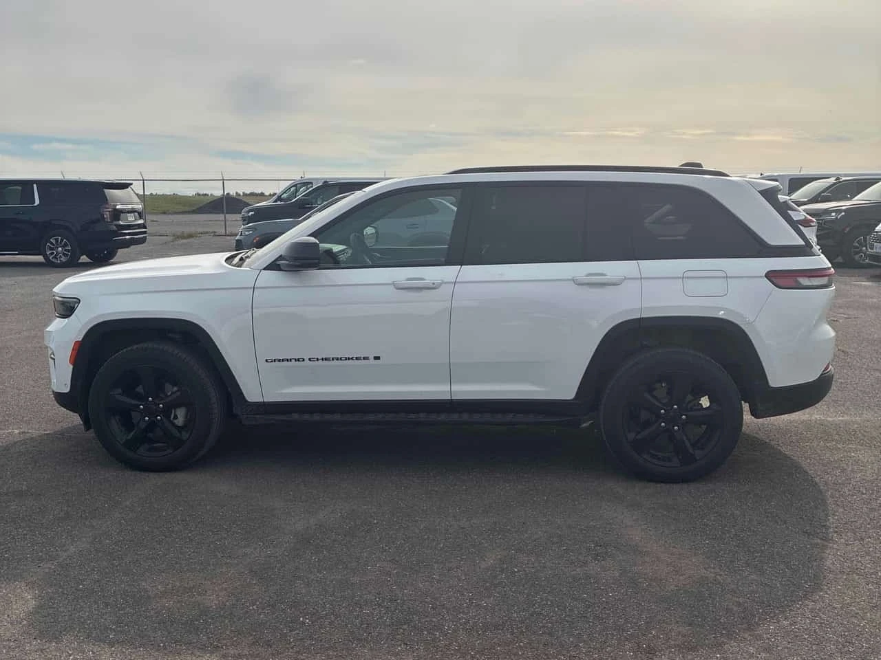Jeep Grand cherokee * Limited * CARFAX * , снимка 2 - Автомобили и джипове - 56177609