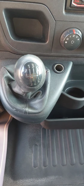 Nissan NV400 2.3 dci клима , снимка 13