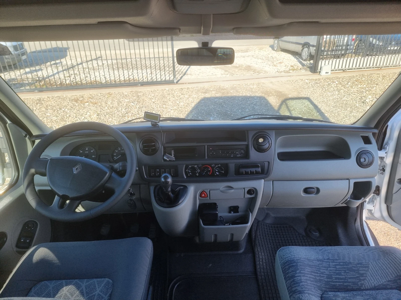 Renault Master 2.5 dci климатик 6 места  - изображение 9