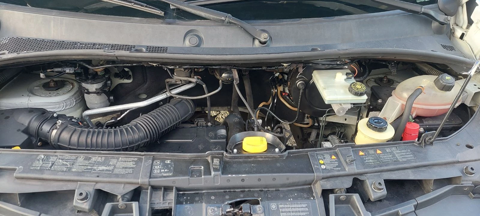 Nissan NV400 2.3 dci клима , снимка 10 - Бусове и автобуси - 53806922