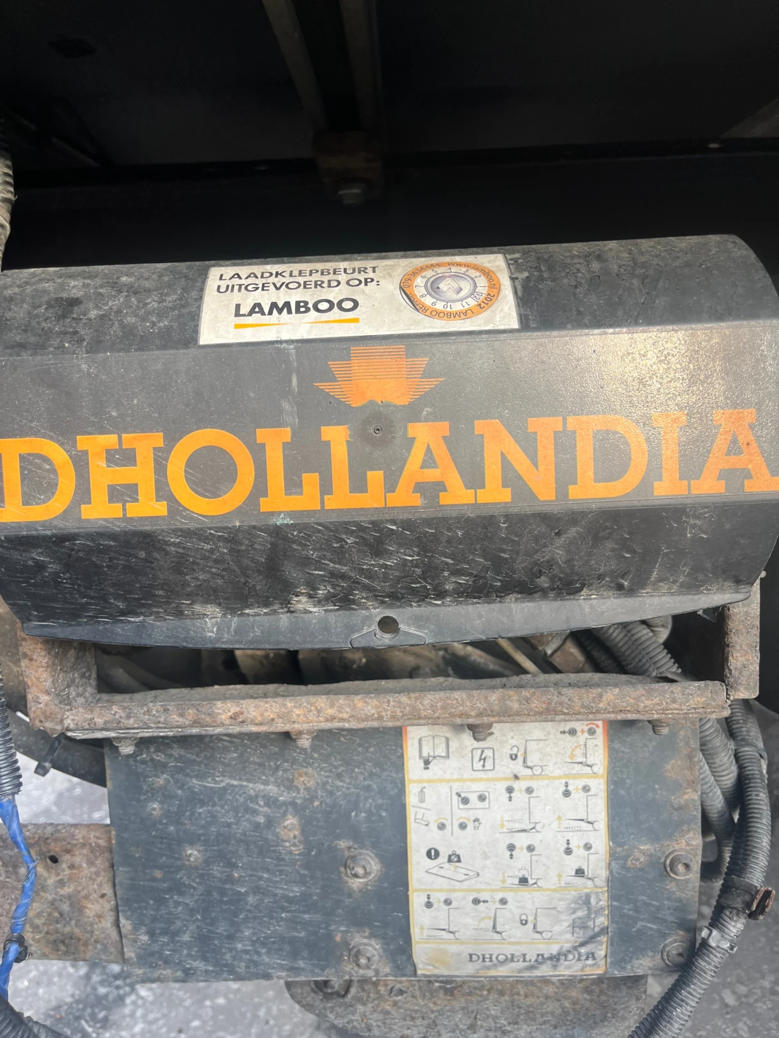 Mercedes-Benz Sprinter 413, снимка 6 - Бусове и автобуси - 53989668