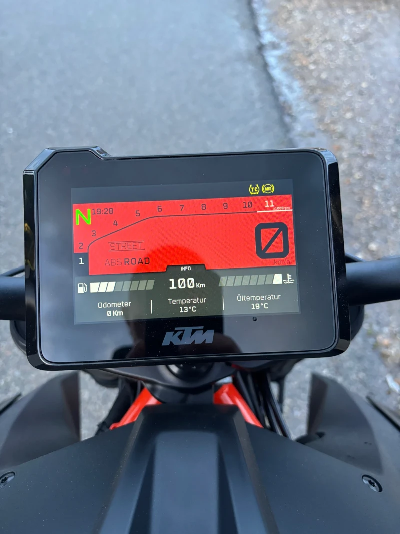 Ktm Duke Ktm Super Duke 1290 r, снимка 16 - Мотоциклети и мототехника - 51693866