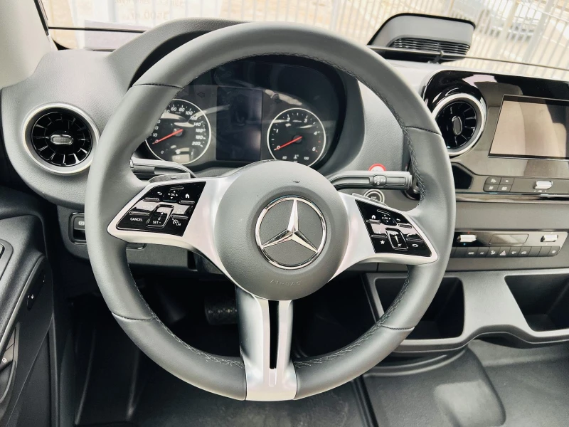 Кемпер HYMER / ERIBA 4X4 MERCEDES 3500 кг. , снимка 5 - Каравани и кемпери - 46706153