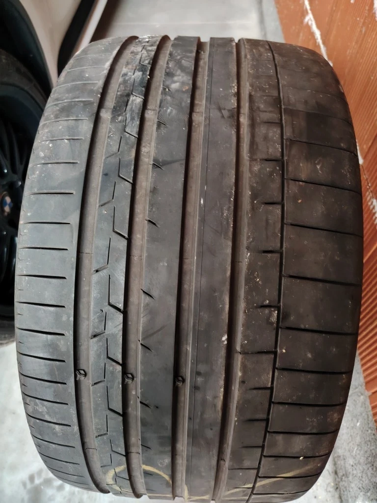 Гуми Летни 315/30R22, снимка 4 - Гуми и джанти - 53576546