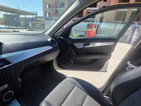 Mercedes-Benz C 200, снимка 15